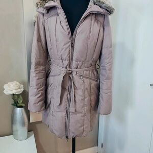 Elegant Women's Puffer Coat with Fur Trim